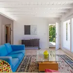 Amazing View-Pool-Spa Home Near Universal Studios & Beverly Hills